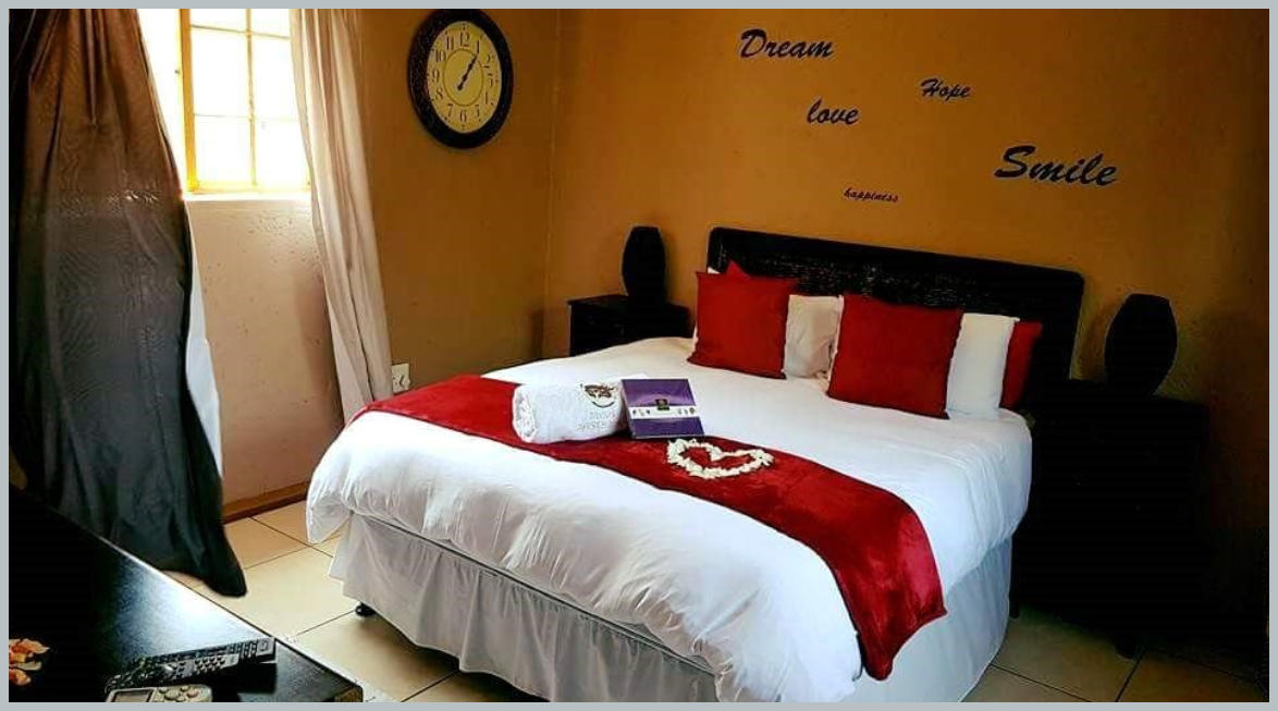 1 Queen Bed, Sleeps 2