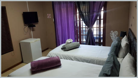 2 SIngle beds or King Size bed